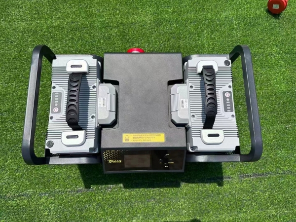 無人機(jī)電池充電器 無人機(jī)電池充電器