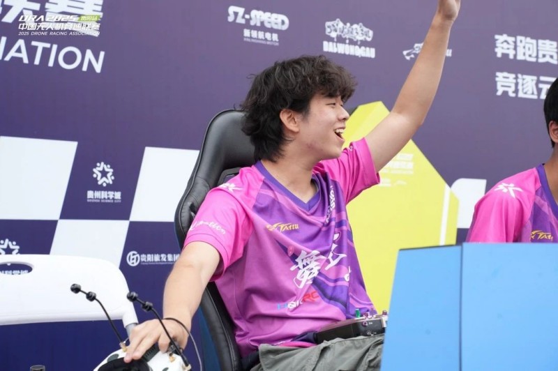 TATTU飛手 TATTU飛手