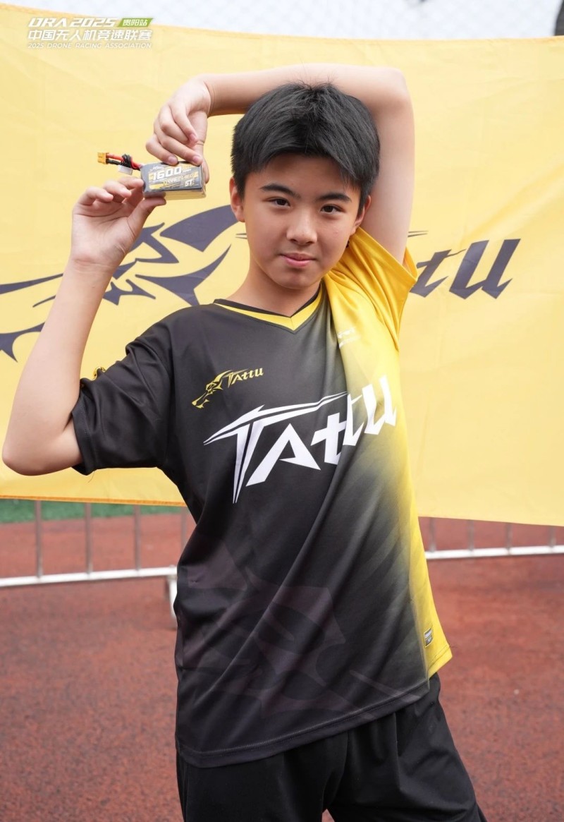 TATTU R-LINE 6.0 系列 FPV電池 TATTU R-LINE 6.0 系列 FPV電池