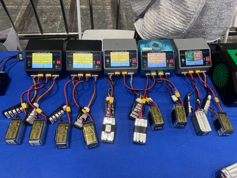 Tattu無人機電池充電